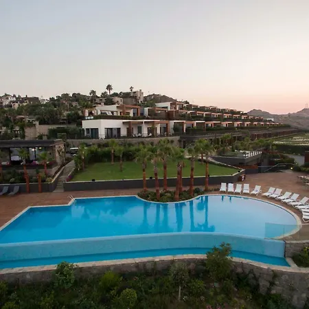 The Elysium Resort 2*
